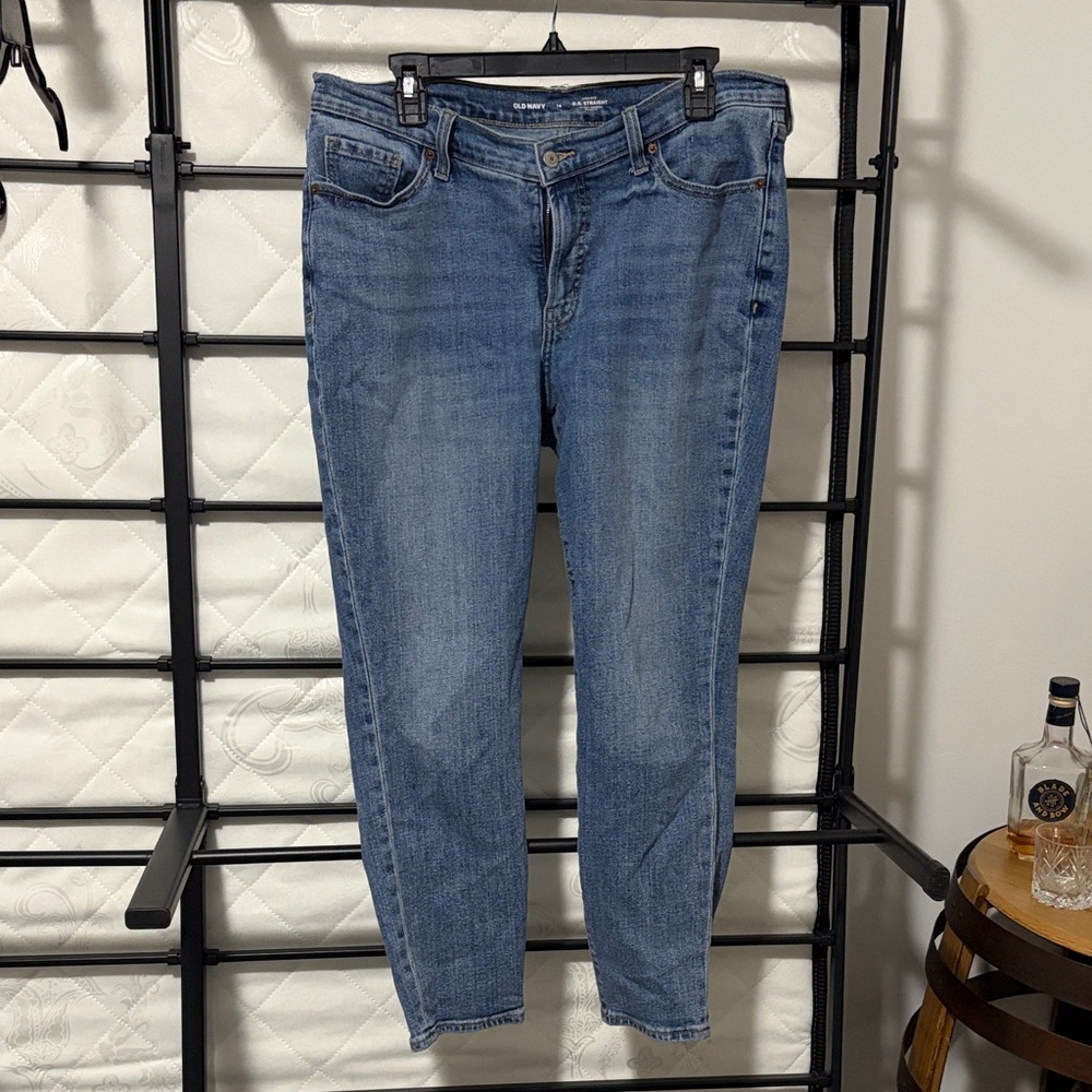 Old Navy High Rise Straight Leg Women's Jeans